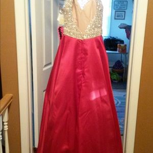 Red prom dress